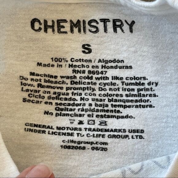 Chemistry Corvette Cropped T-Shirt, White with Multi Color Graphic - Small - Picture 3 of 7